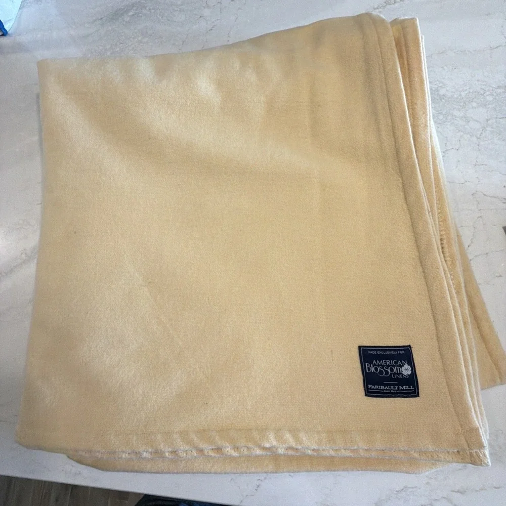 Faribault Mill Commission By American Blossom Linens 100% Wool Blanket  Queen